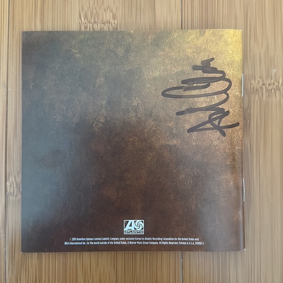 SIGNED Hamilton CD with lyric book signed by entire ORIGINAL cast - Picture 3 of 3